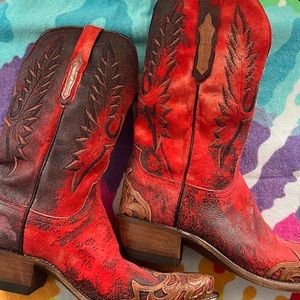 Stunning RED boots. Bought off POSH… wore once.